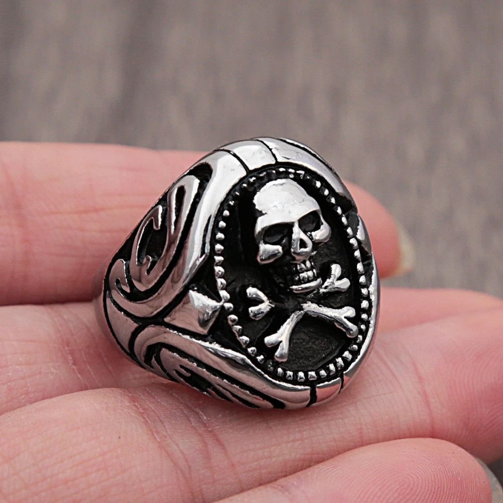 Vintage Pirate Skull Ring Size ONE SIZE - 1 Thumbnail
