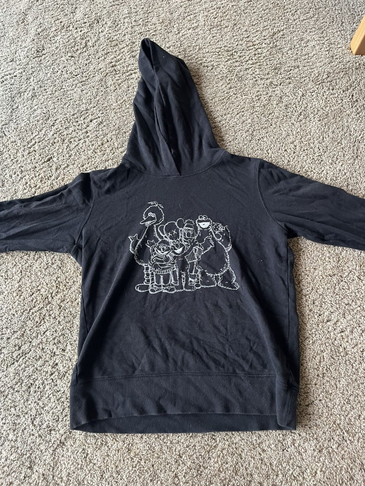 Kaws Kaws x Sesame Street Hoodie Size US M / EU 48-50 / 2 - 2 Thumbnail