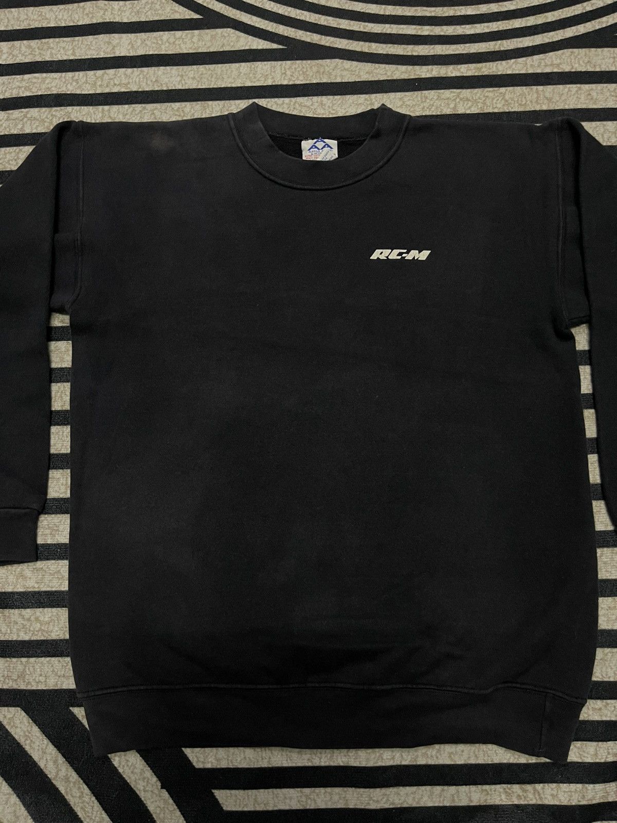 Vintage 90s RC- M LOGO SWEATSHIRT SURF SKATE DESIGN SUN FADED Size US M / EU 48-50 / 2 - 4 Thumbnail