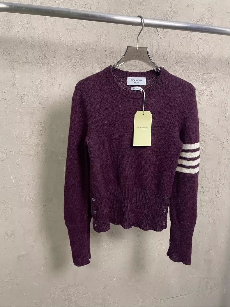 Thom Browne Thom browne Burgundy four-striped wool round-neck sweater 2 Size US XXS / EU 40 - 1 Thumbnail