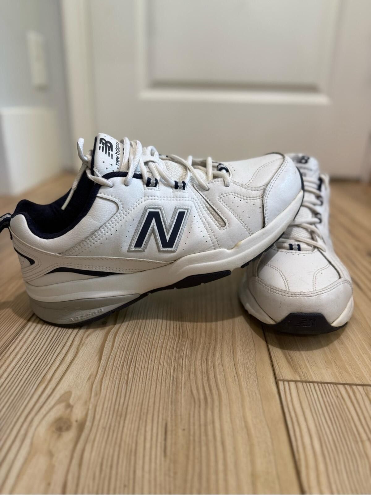 New Balance New Balance Men's White and Navy Athletic Sneakers Size US 13 / EU 46 - 5 Thumbnail
