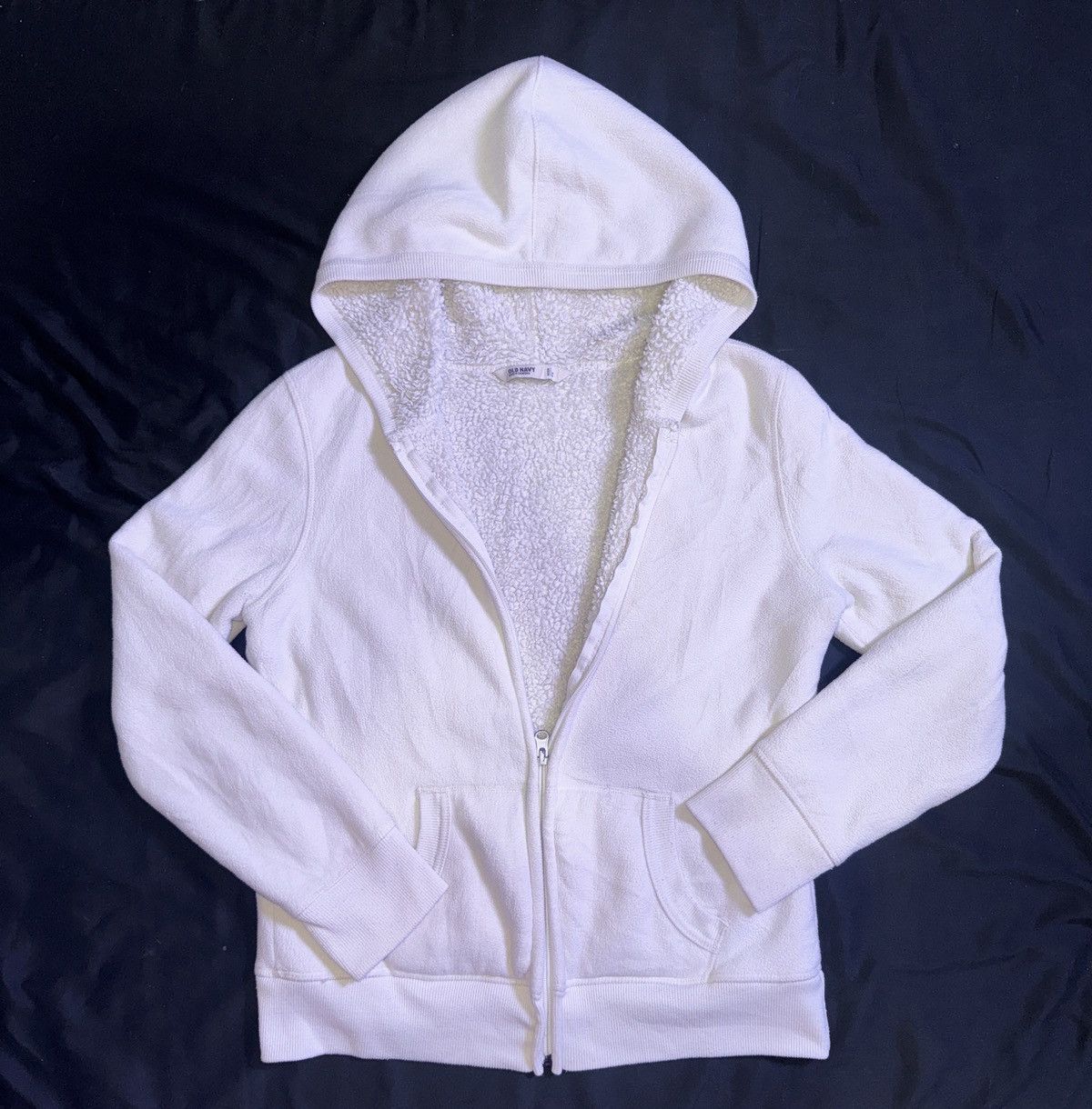 Old Navy Old Navy Fur Hoodie Size S / US 4 / IT 40 - 2 Thumbnail