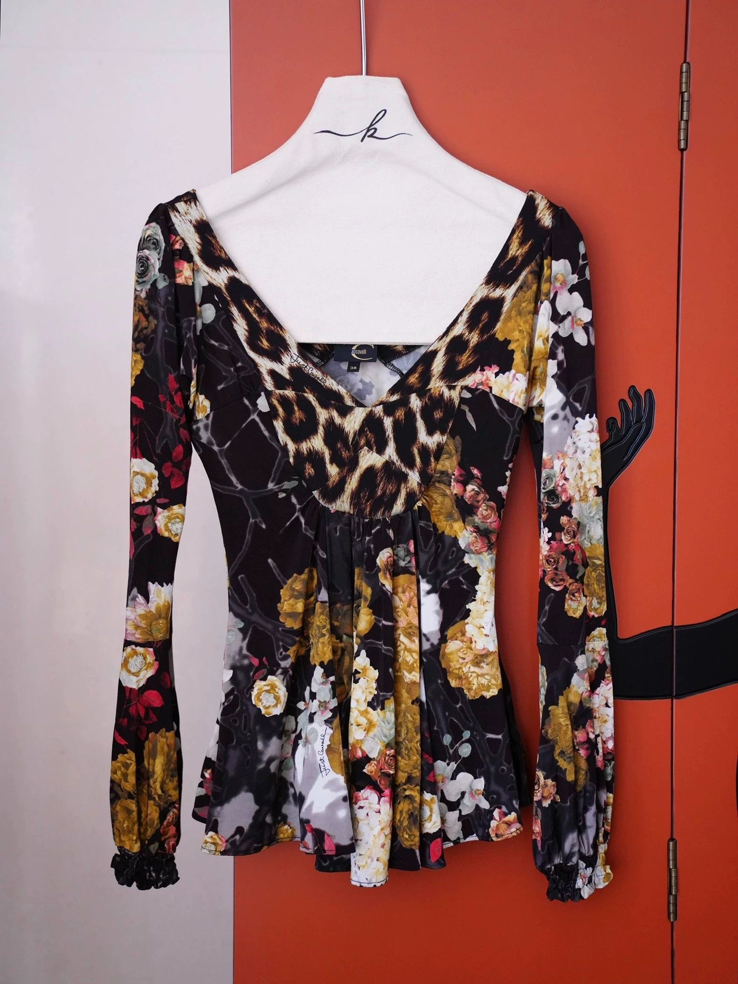 Just Cavalli Just Cavalli 2008 Animal Floral Fitted Women's Top Size XS / US 0-2 / IT 36-38 - 3 Thumbnail