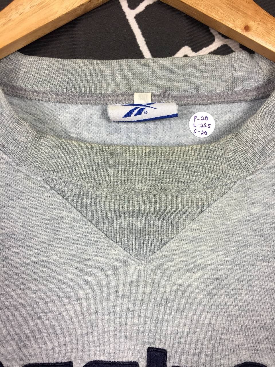 Reebok × Vintage Vtg Reebok Classic UK Flag Embroidered Logo Sweatshirt Size US M / EU 48-50 / 2 - 4 Thumbnail