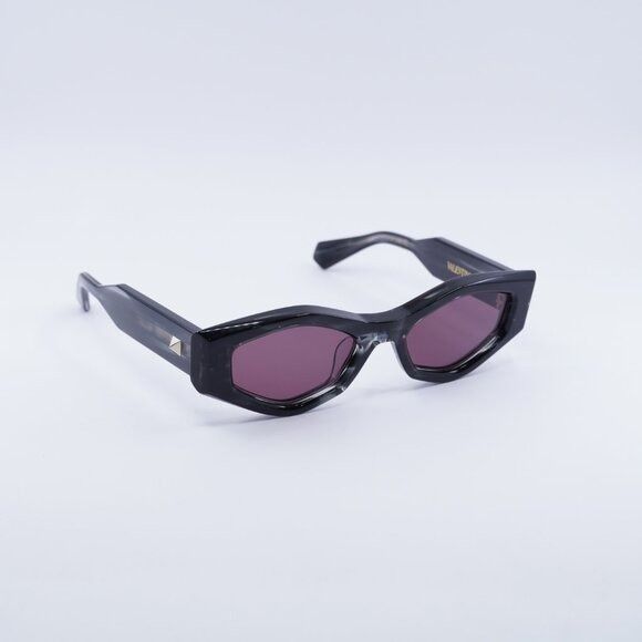 Valentino Valentino V-TRE VLS-101A Sunglasses Shiny Black Cat Eye Size ONE SIZE - 5 Thumbnail