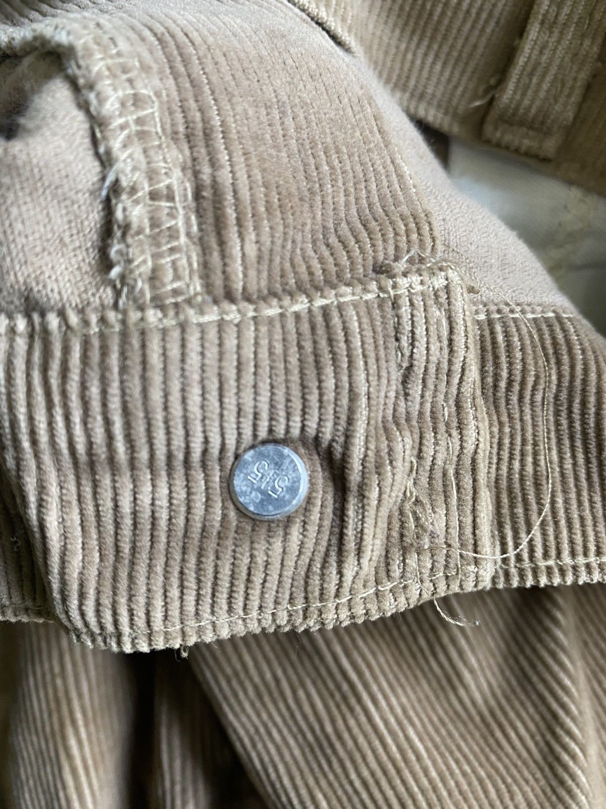 Levi's Vintage Clothing Vintge Levi’s corduroy two Navajo back pocket Size US 38 / EU 54 - 7 Thumbnail
