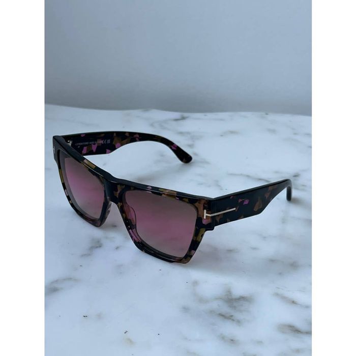 Tom Ford NEW Tom Ford TF942 Dove Pink Havana Cat Eye Sunglasses $445