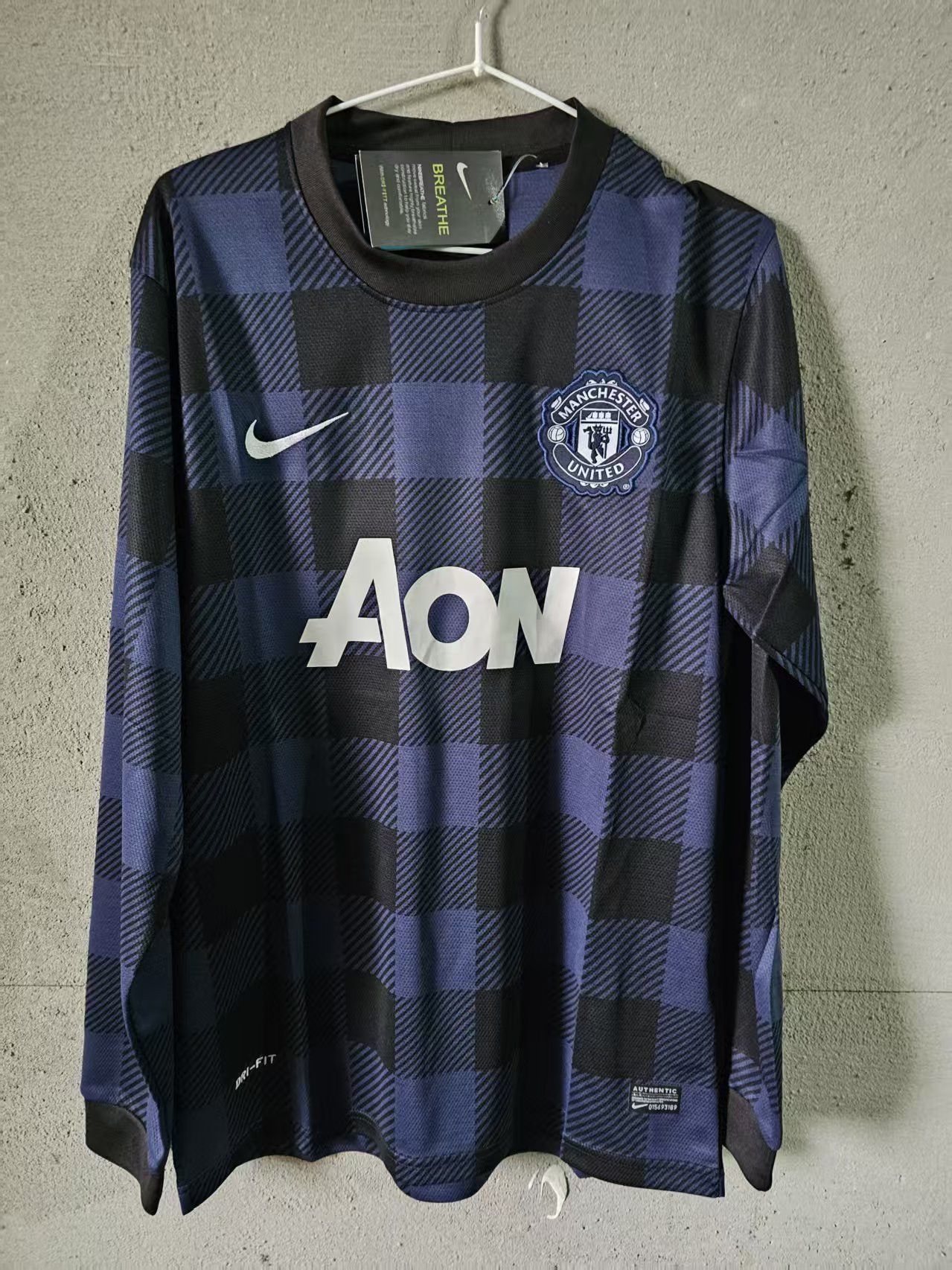 MLB MUFC 2013 2014 Football Jersey Longsleeve Home Size US XL / EU 56 / 4 - 1 Thumbnail