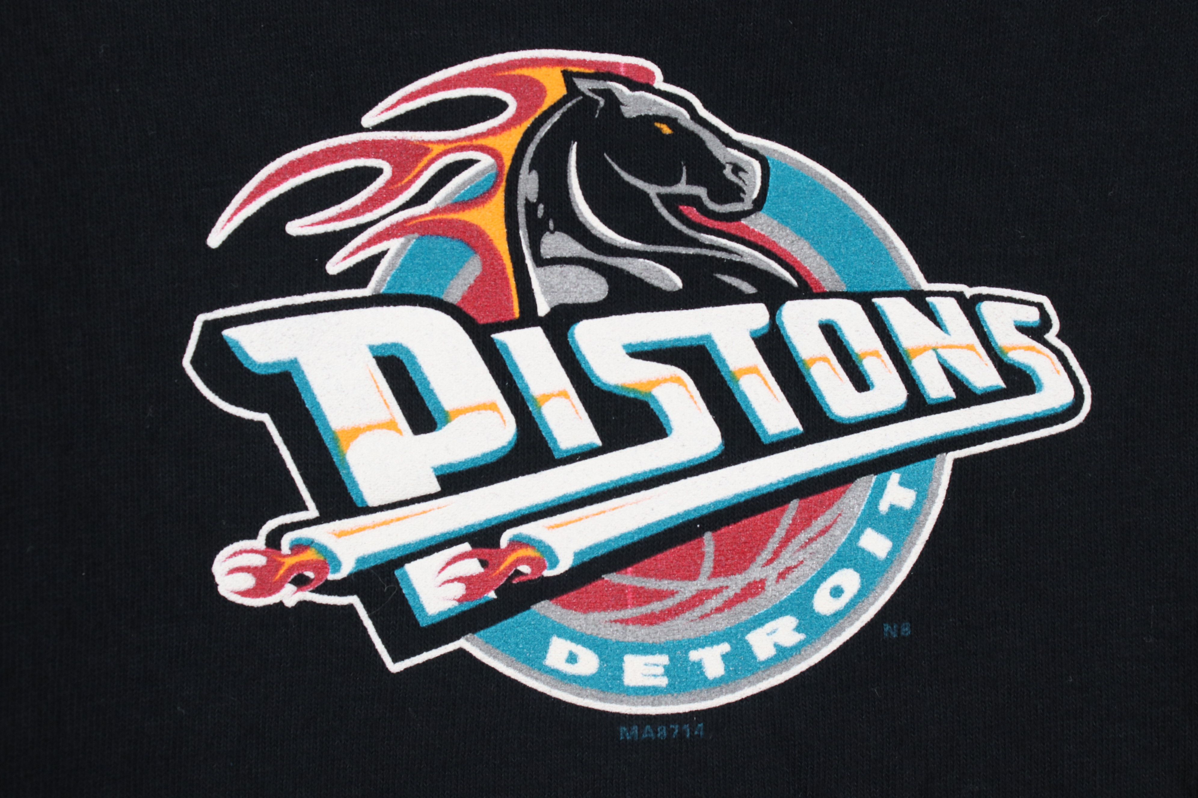 Vintage Vintage 90s Y2K Pistons Basketball Flaming Horse T-Shirt Size US XXL / EU 58 / 5 - 4 Thumbnail