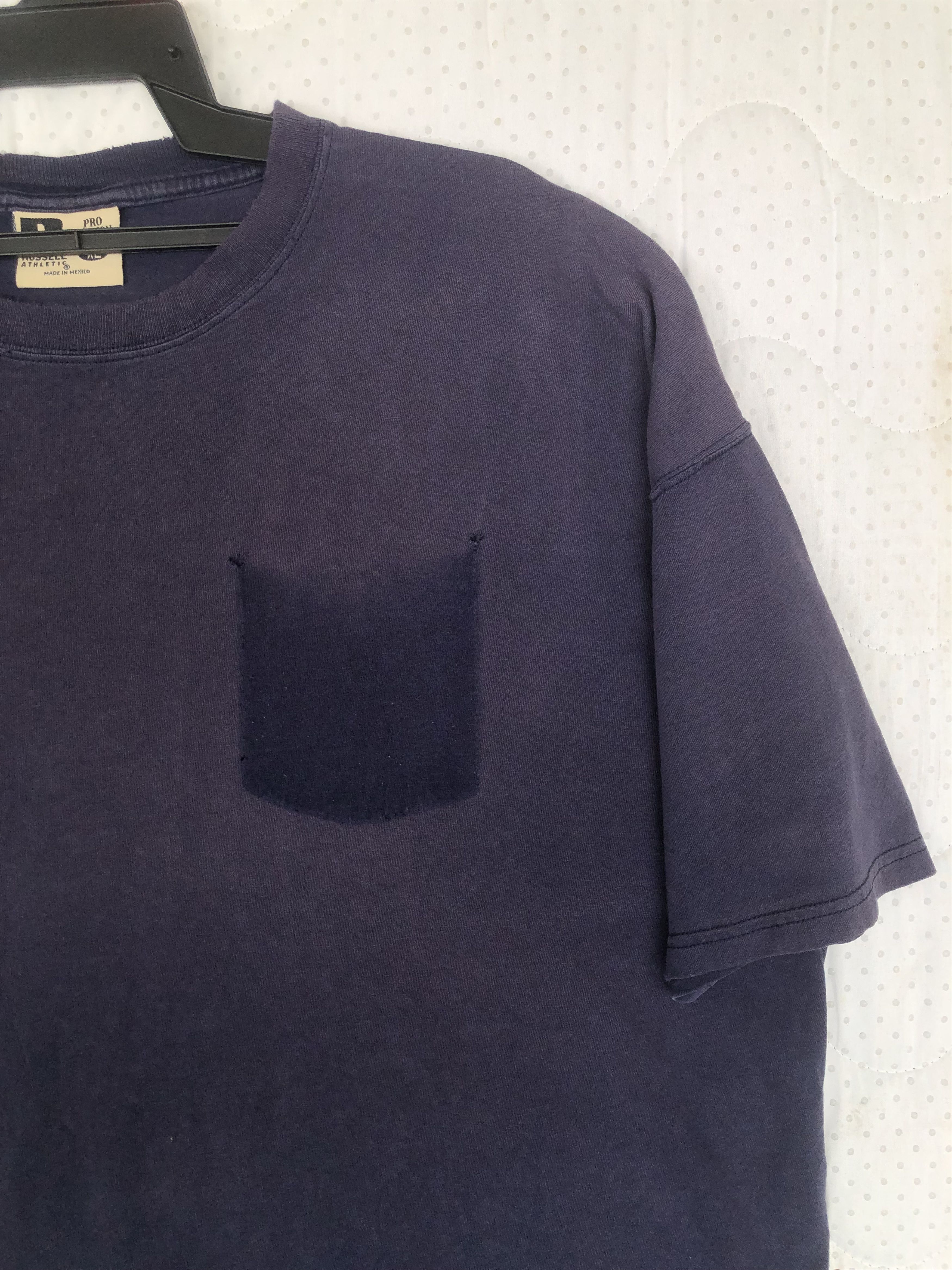 Russell Athletic Vintage RUSSELL ATHLETIC Sunfaded Pocket Tee Size US XXL / EU 58 / 5 - 2 Thumbnail