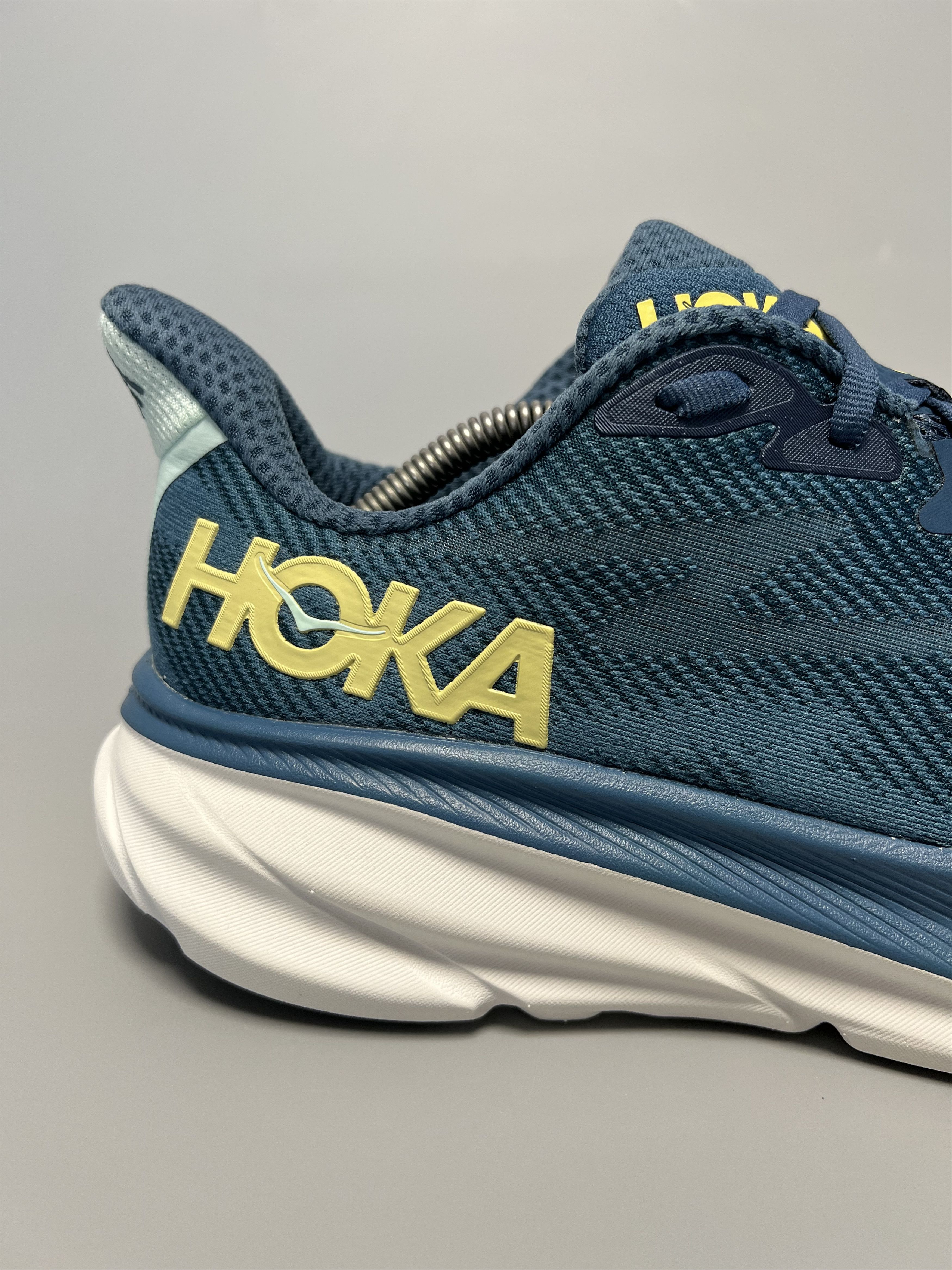 Hoka 10.5D Hoka One One Clifton 9 Running Shoes Walking Gym Size US 10.5 / EU 43-44 - 12 Thumbnail