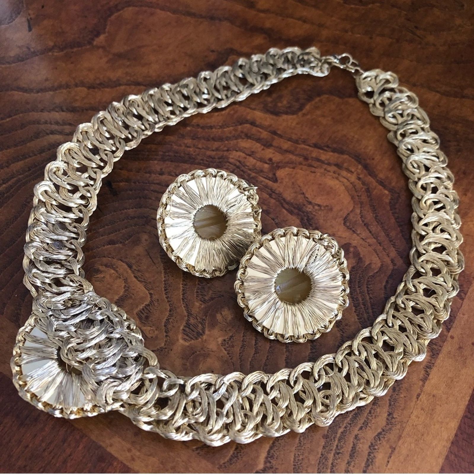 Vintage Vintage hand crafted braided gold wire jewelry set Size ONE SIZE - 11 Thumbnail