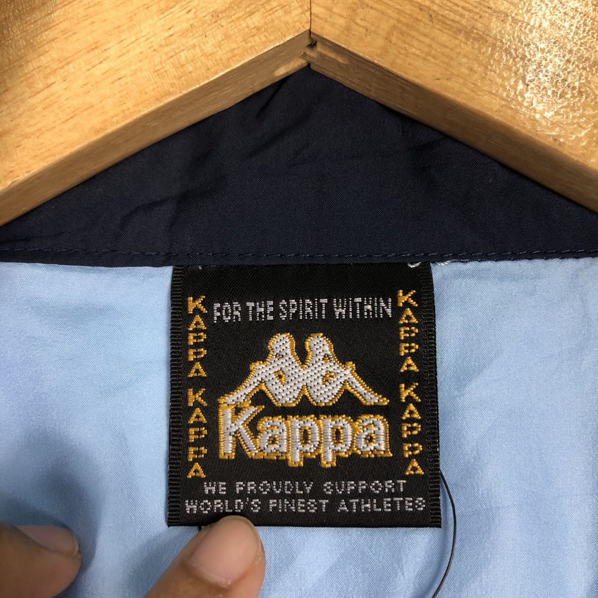 Kappa × Vintage Vintage Kappa Windbreaker Light Jacket Side Tape XL Size US XL / EU 56 / 4 - 16 Thumbnail