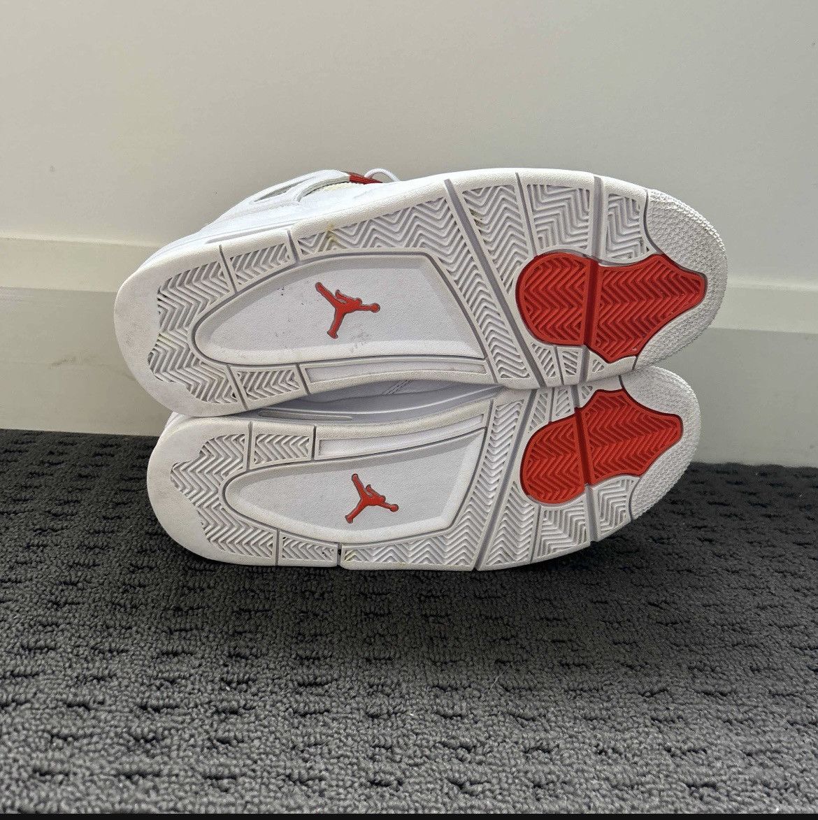 Jordan Brand × Nike Jordan 4 Metallic Orange US 11 Size US 11 / EU 44 - 5 Thumbnail