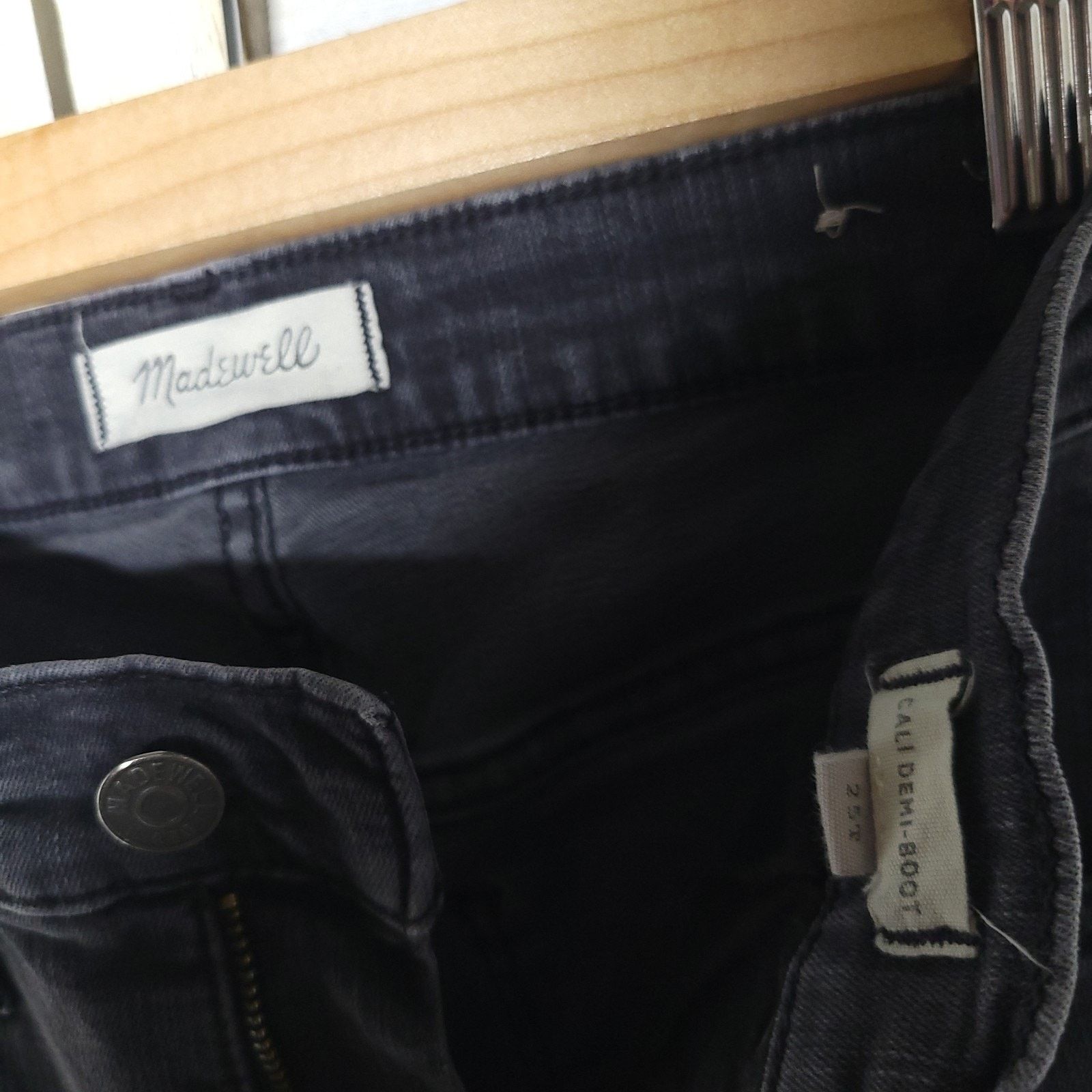 Madewell Madewell Cali Demi Boot High Rise Raw Hems Jeans Size 25T Size 26" / US 2 / IT 38 - 5 Thumbnail