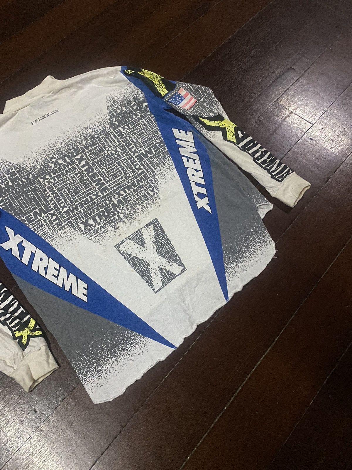 Vintage FIRE 🔥 VINTAGE 90s XTREME LIFES TOO SHORT NOT TO BE Size US M / EU 48-50 / 2 - 13 Thumbnail