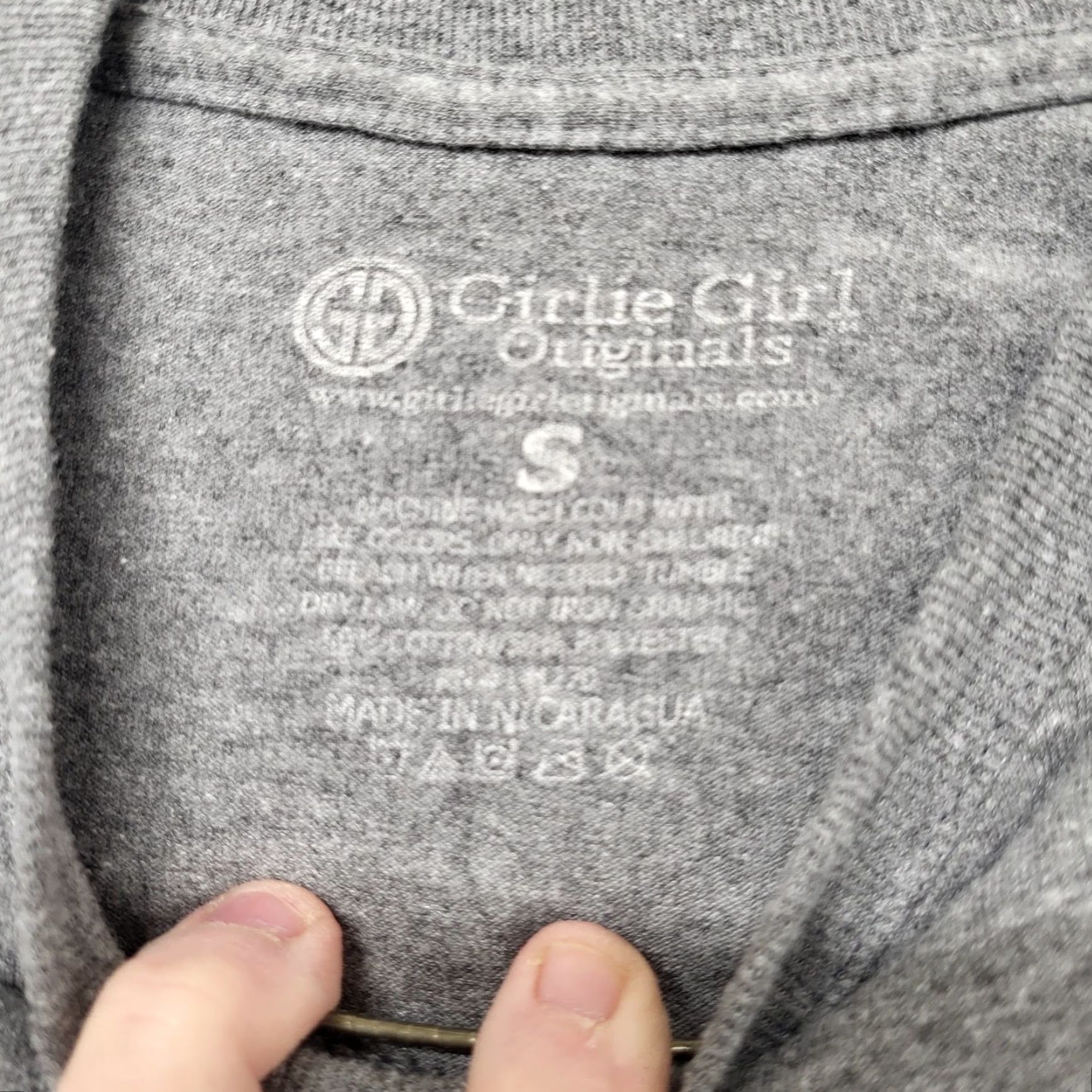 Vintage Girlie Girl Originals TShirt Women's Sz Small "Mama Bear Bandana" Graphite Gray Size S / US 4 / IT 40 - 7 Thumbnail