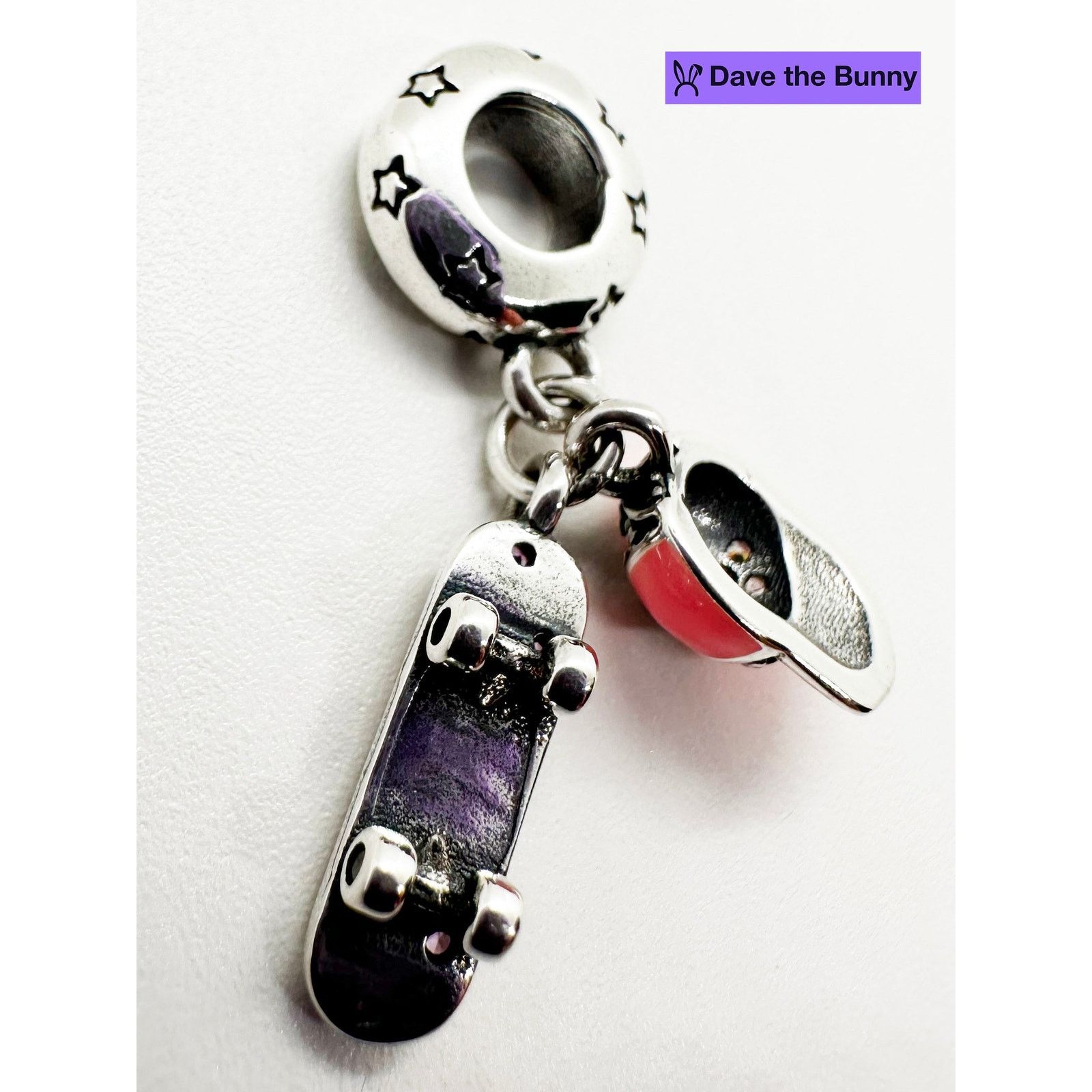 & Other Stories Skateboard Necklace - Skate Hat Metal Alloy Charm Size ONE SIZE - 3 Thumbnail