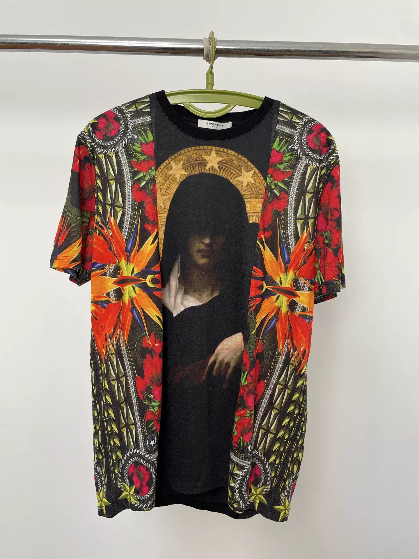 Givenchy Givenchy Madonna Flower Short Sleeve Size US S / EU 44-46 / 1 - 1 Thumbnail
