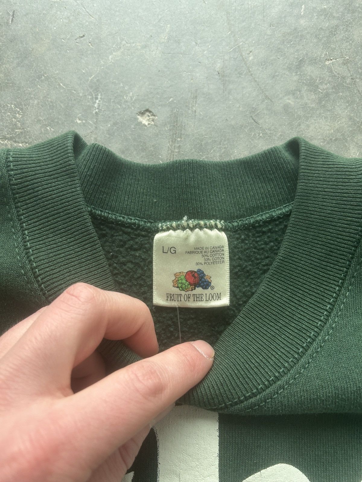 Fruit Of The Loom × Vintage Vintage 90s Northern Wolf Sweatshirt Size US L / EU 52-54 / 3 - 5 Thumbnail