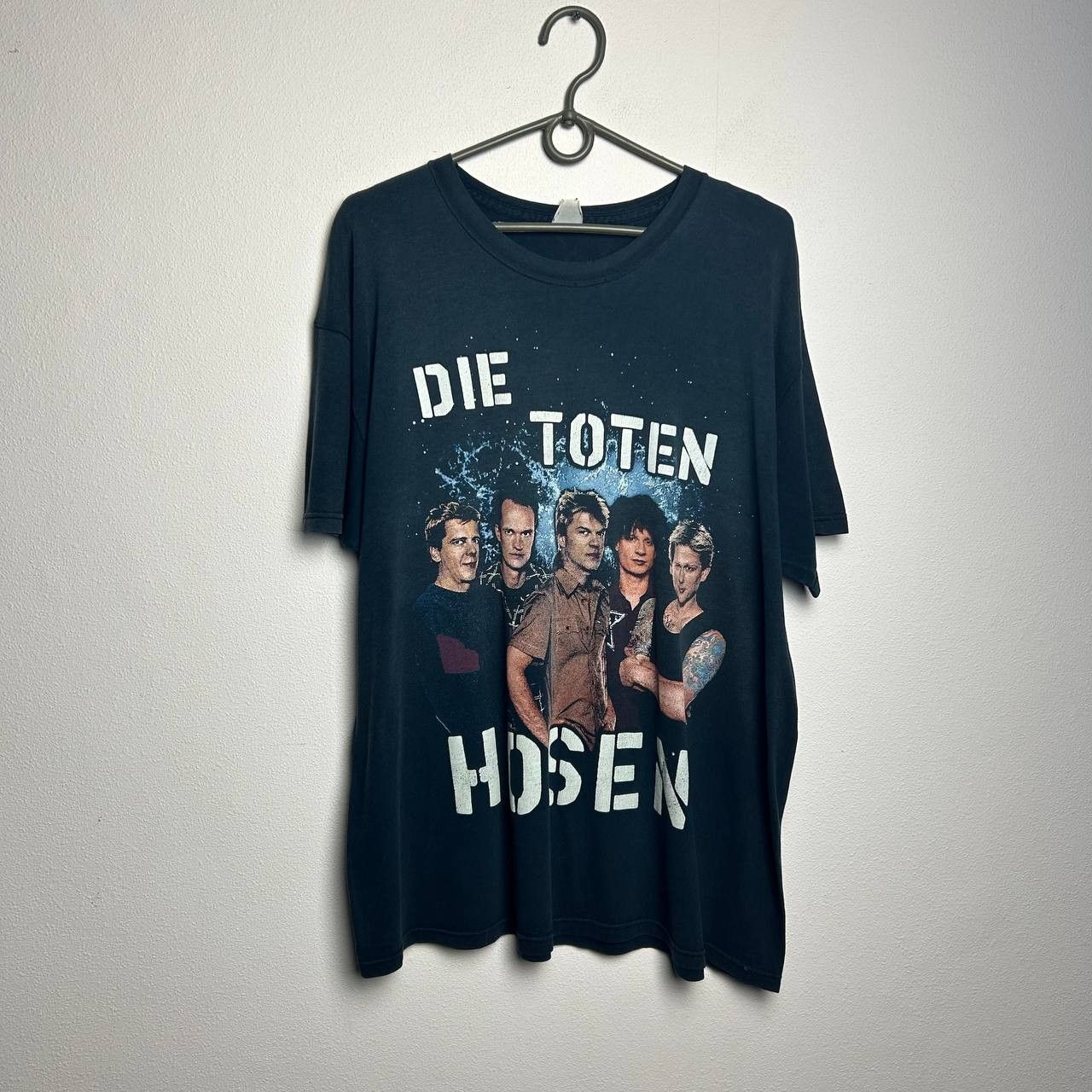 Band Tees Vintage Die Toten Hosen 90s rock band tee Size US L / EU 52-54 / 3 - 1 Thumbnail