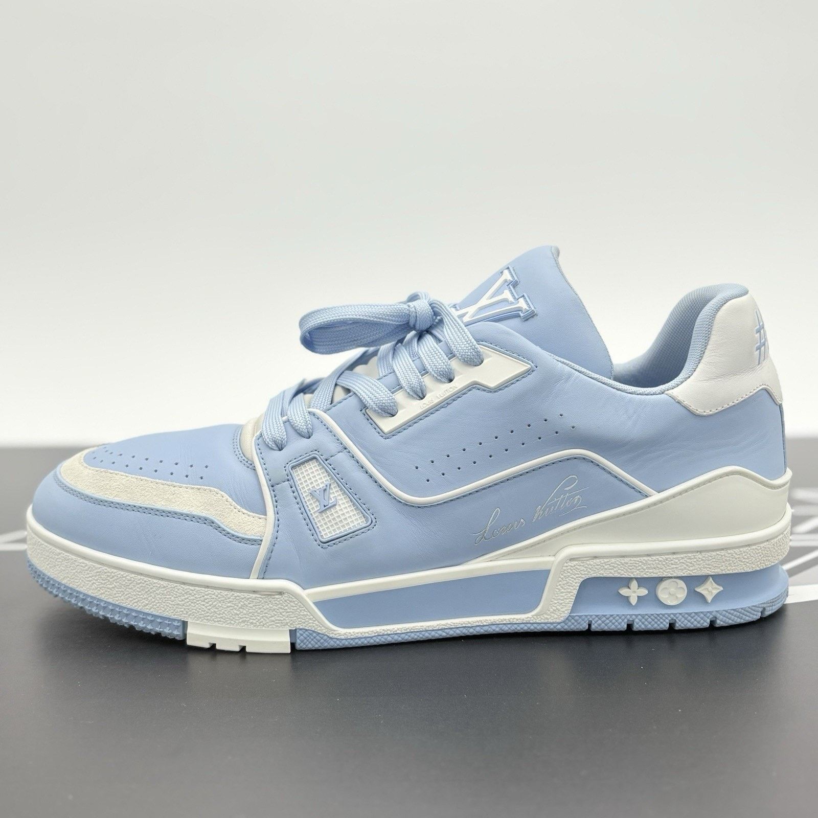 Louis Vuitton Louis Vuitton Trainer ' Light Blue ' | GREAT COND! Size US 11 / EU 44 - 8 Thumbnail