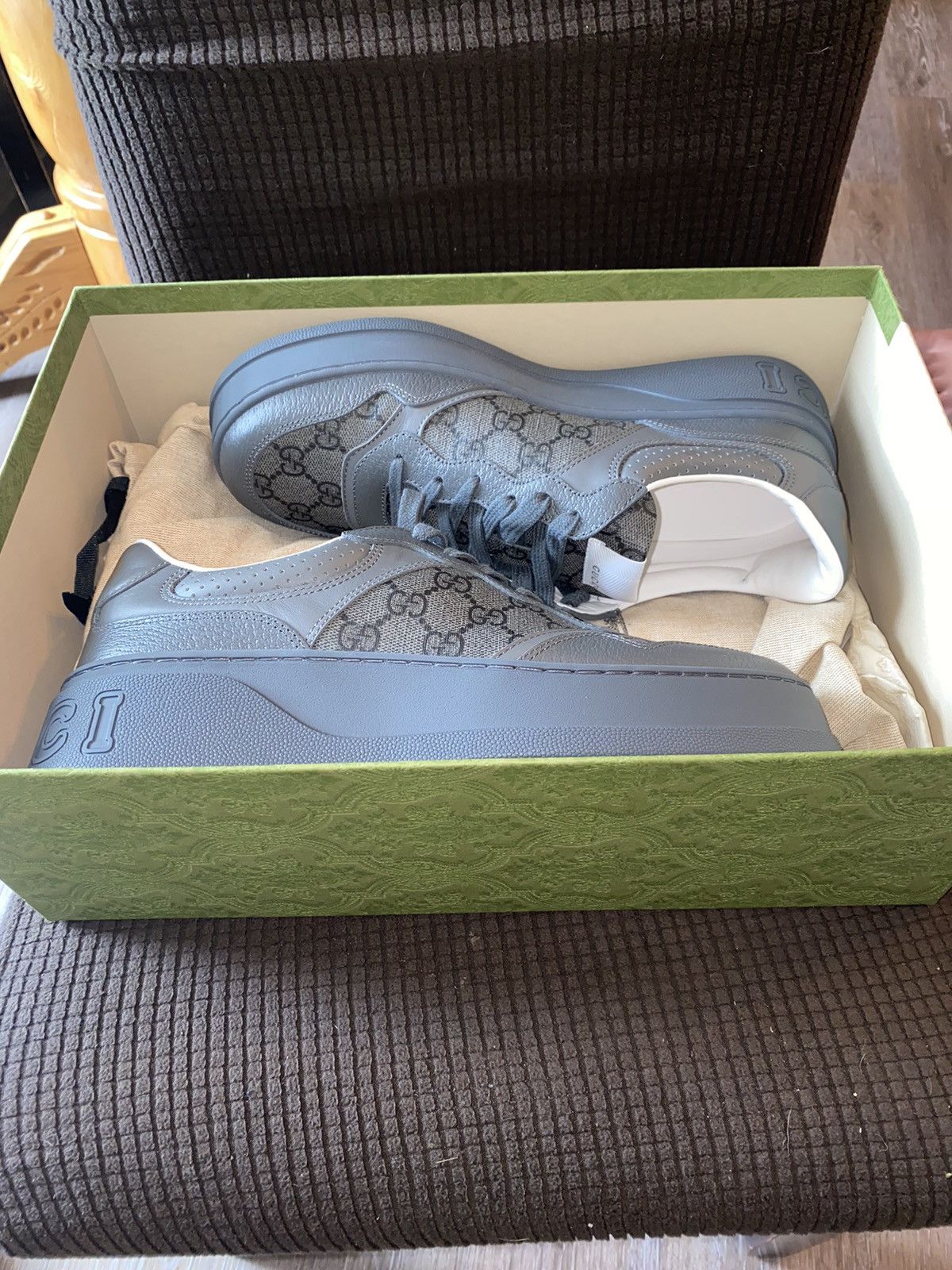 Gucci Grey Leather Gucci Lace Up Sneakers 9 US Monogram Print BNIB Size US 9 / EU 42 - 3 Thumbnail
