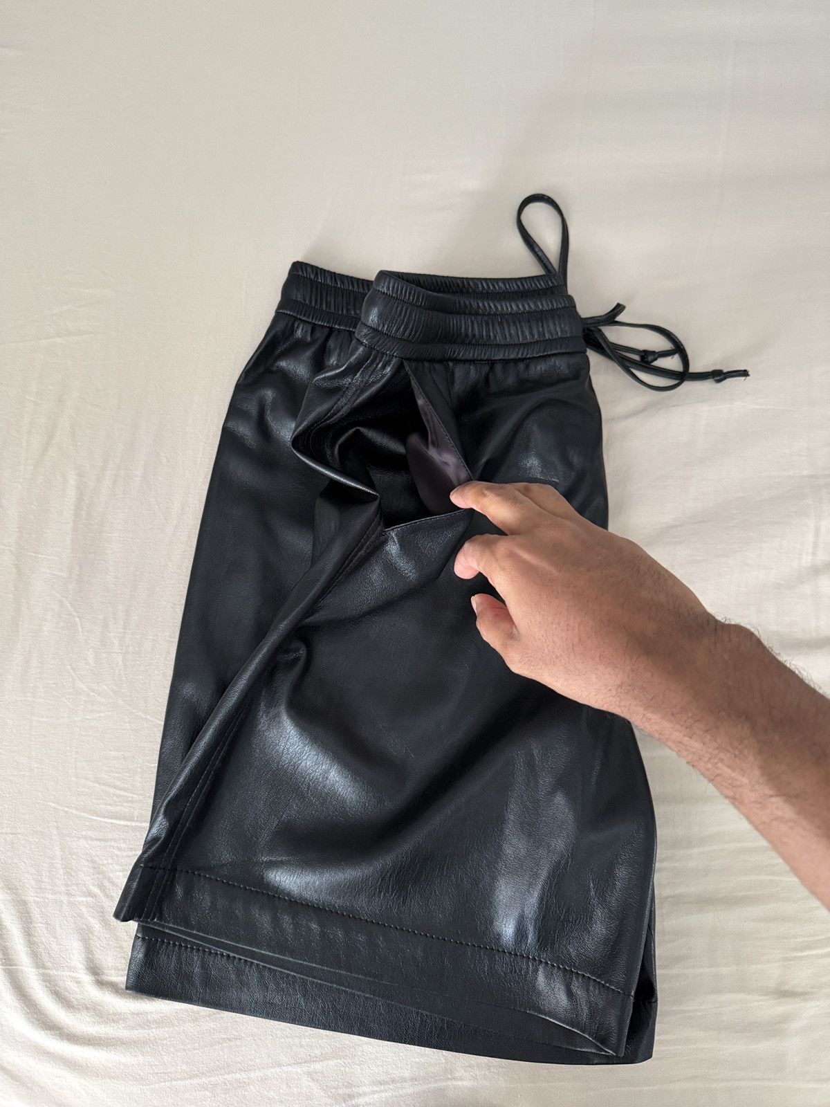 Nanushka Doxxi vegan leather short - black Size US 32 / EU 48 - 4 Thumbnail
