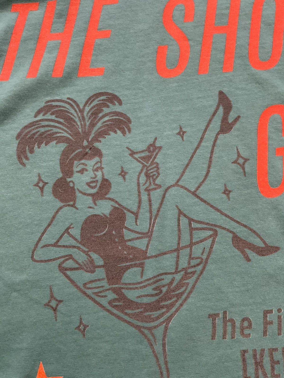 Comfort Colors The Show Girls The Final Curtain Call New Orleans T-Shirt Size US L / EU 52-54 / 3 - 5 Thumbnail