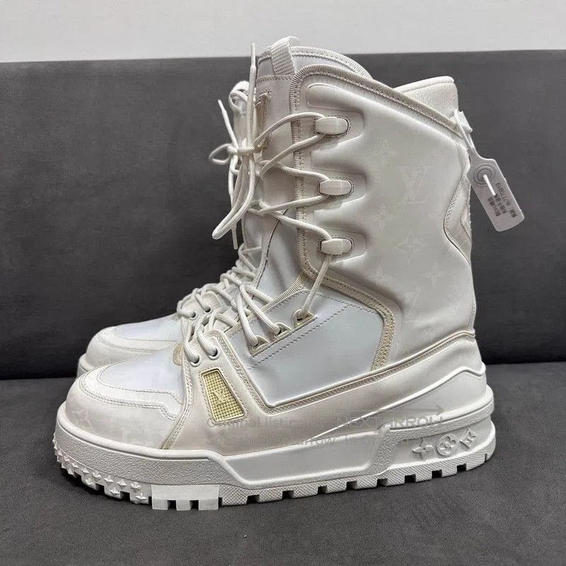 Louis Vuitton Louis Vuitton White Trainer Snow Boots for Men 0079. Size US 9.5 / EU 42-43 - 1 Thumbnail