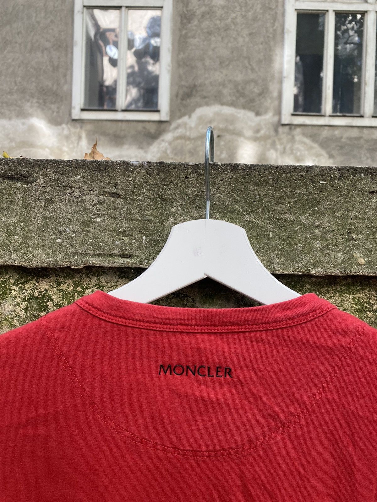 Moncler Moncler T-Shirt Size US L / EU 52-54 / 3 - 7 Thumbnail