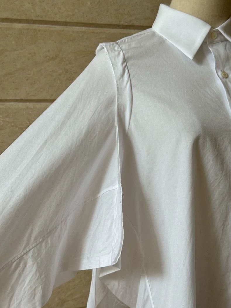 Comme des Garcons Comme Des Garcons The main line deconstructs the white shi Size S / US 4 / IT 40 - 6 Thumbnail