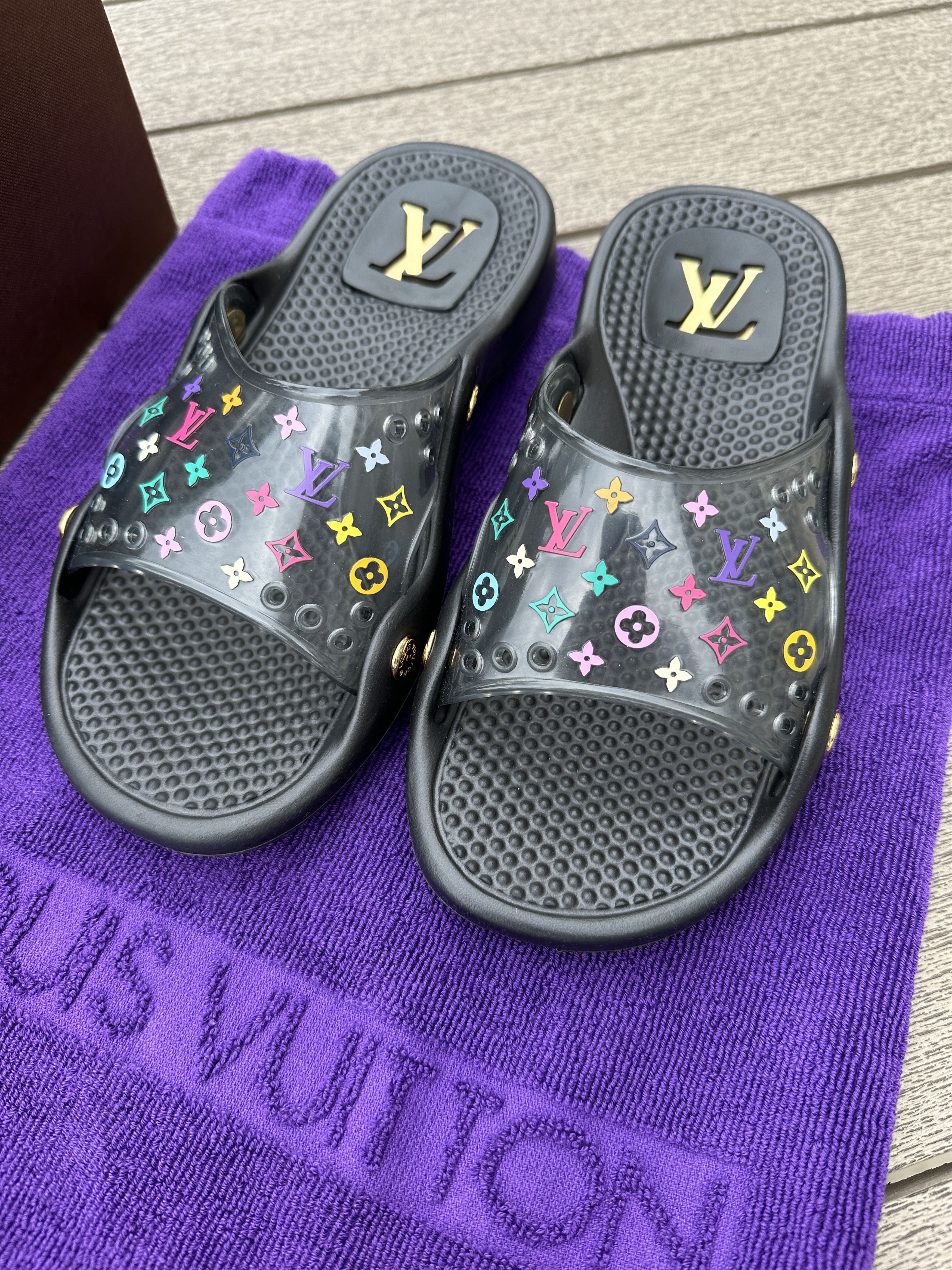 Louis Vuitton × Takashi Murakami Louis Vuitton x Murakami Flip Flops Sandals Shoes Multicolor Size US 5 / IT 35 - 1 Thumbnail