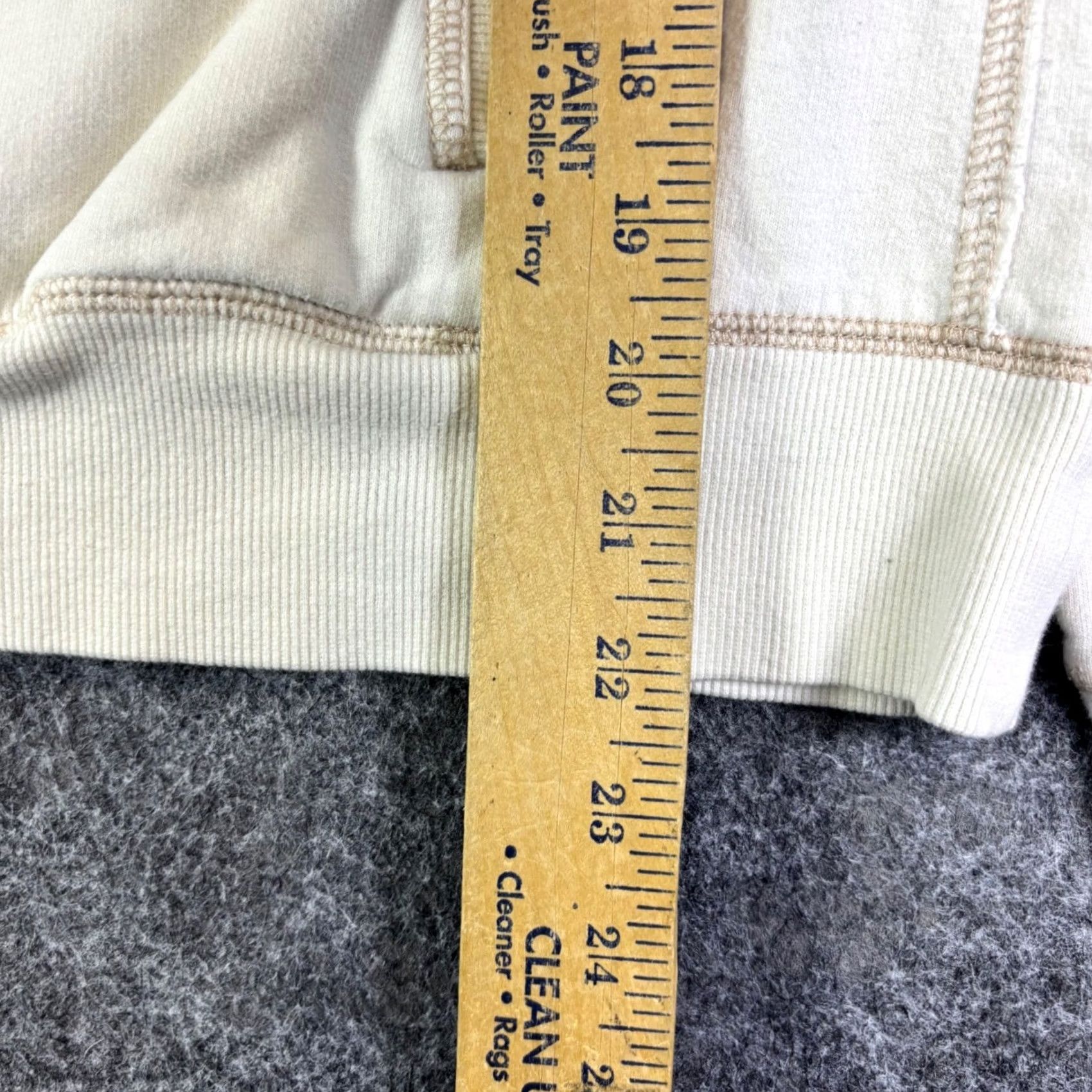 Mossimo Mossimo Supply Co Eagles 82 Graphic Hoodie Mens 2XL Sweatshirt Ivory/ Cream Graphic Print Hooded Pullover Size US XXL / EU 58 / 5 - 3 Thumbnail