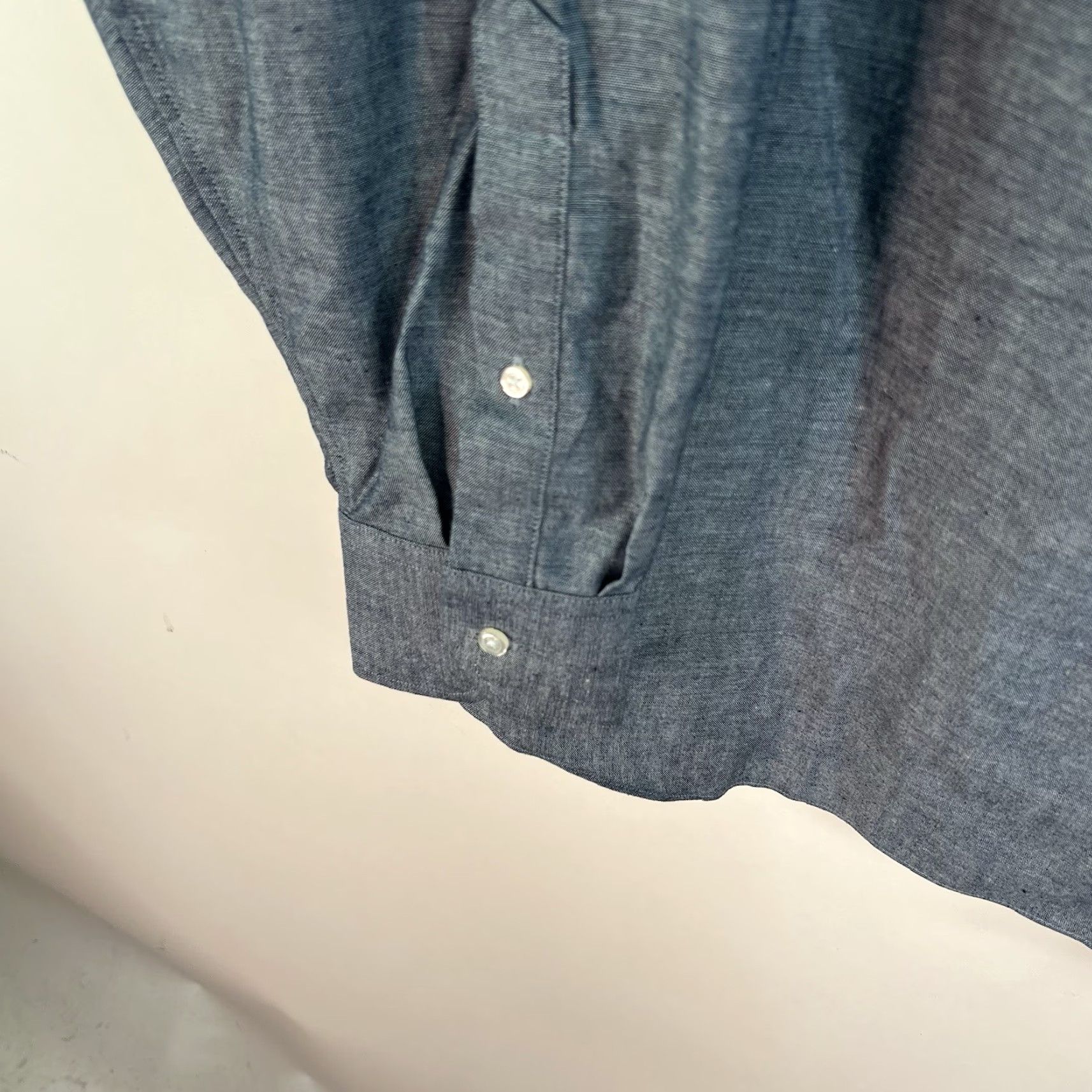 CLOT Cloth Proper Solid Woven Button-Down Shirt Men's 4XL Gray Cotton Solid Button-Up Regula r Fit Long Sleeve Casual Classic Designer Cowboy Dad Sportsman Size US XXL / EU 58 / 5 - 5 Thumbnail