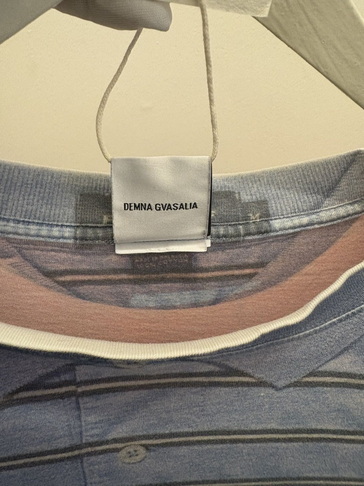 Vetements AW18 Virgin But This Is An Old T-Shirt Runway Tee Size US S / EU 44-46 / 1 - 8 Thumbnail