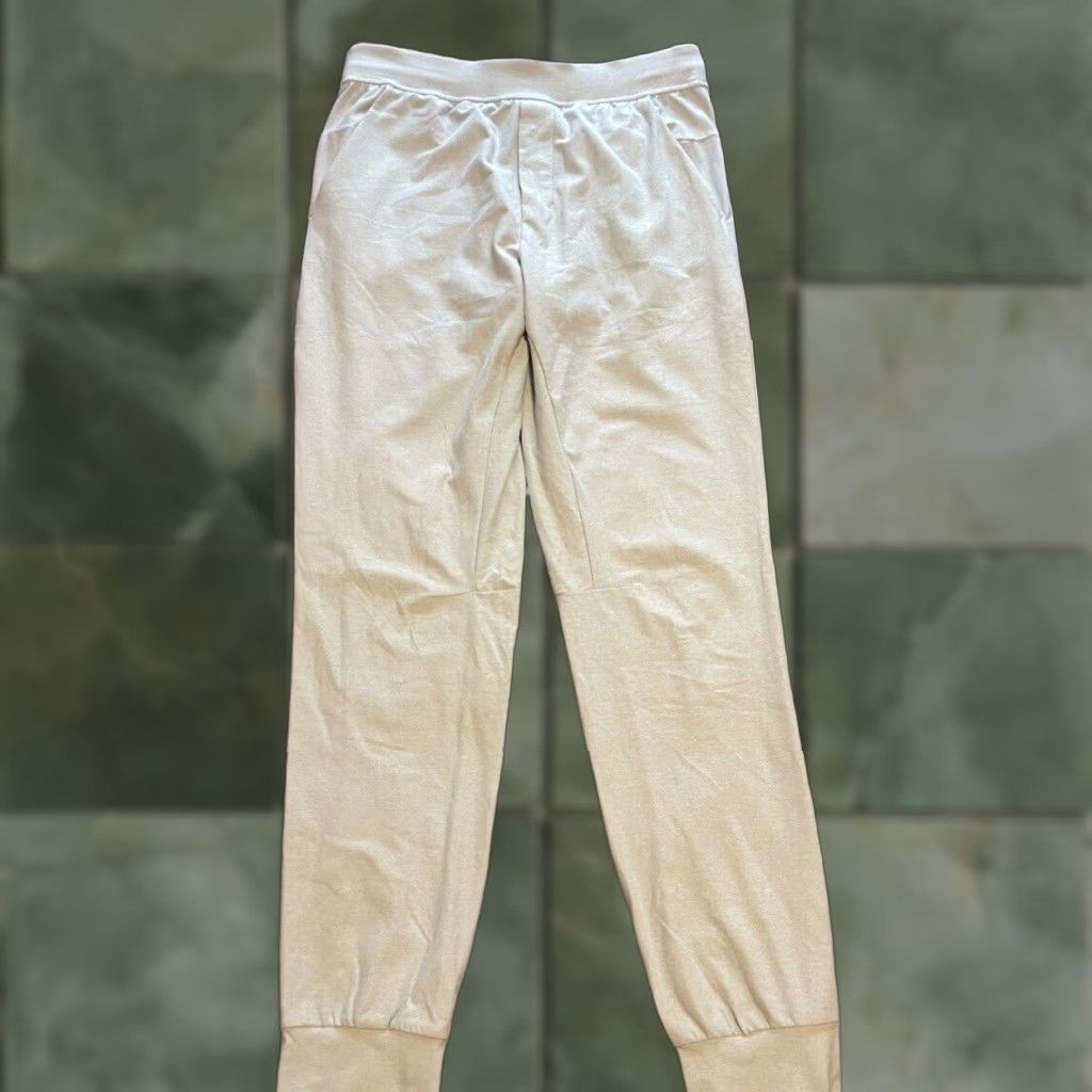Lululemon Lululemon Intent Jogger Mens Beige Pants S Regular Inseam 30.5" Elastic Waist Pockets Zip Pocket Tapered Solid Jogger [M5655S] Size US 29 - 1 Thumbnail