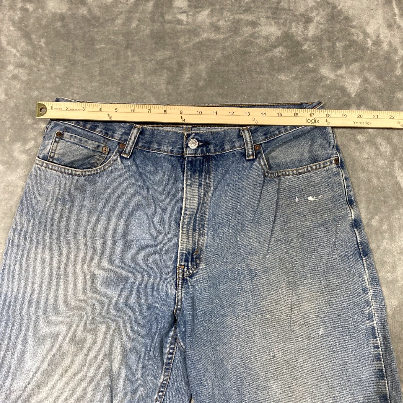 Levi's VINTAGE Levi's 560 Jeans Men’s 36x31 Blue Denim Comfort Fit Baggy 90s USA Y2k Straight Jeans Mens Size US 36 / EU 52 - 2 Thumbnail