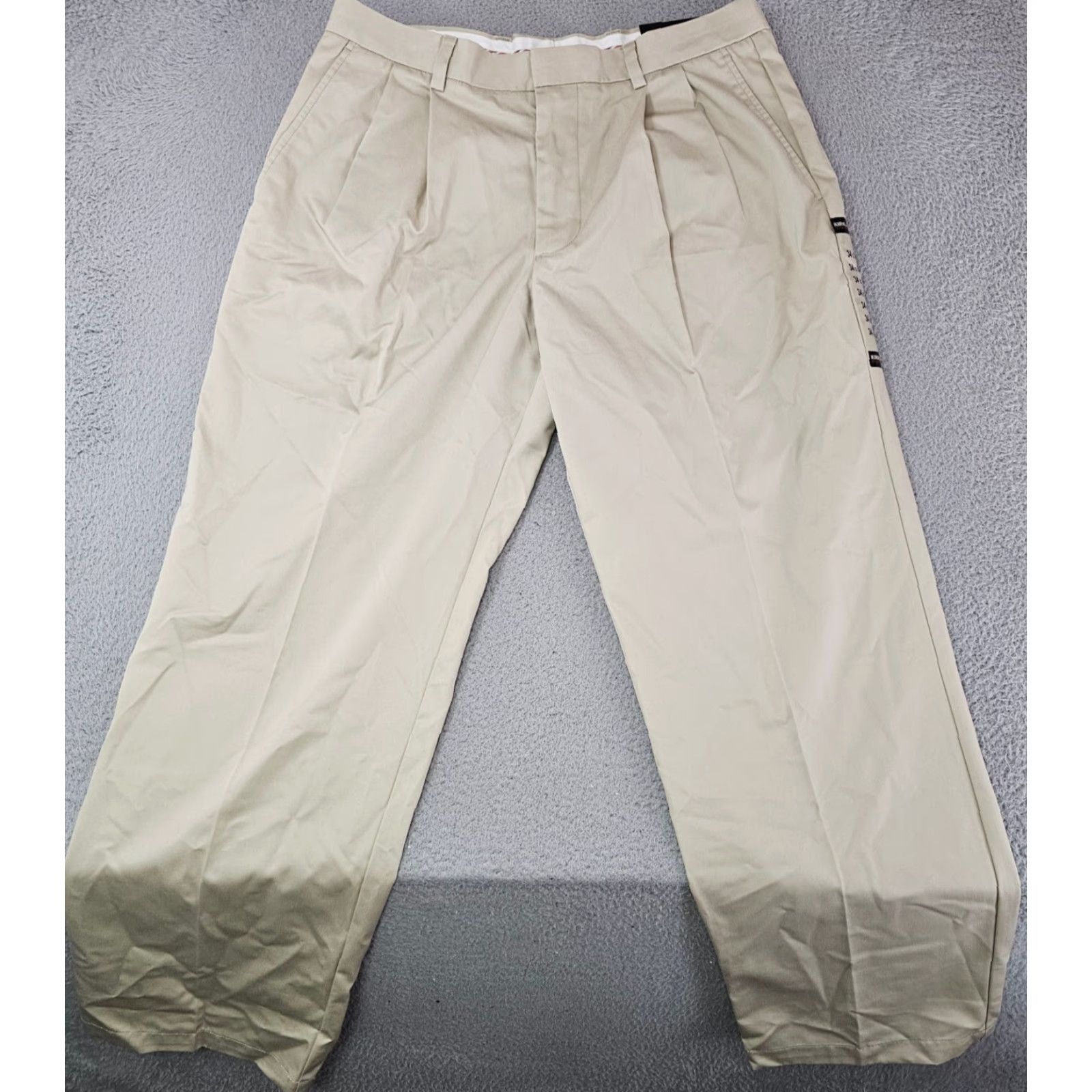 Vintage Kirkland Dress Pants Mens 34x30 Tan Classic Fit Comfort Non Iron Pleated Cotton Dress Pants Mens 34 Tan Classic Fit Cotton Pants Holiday 90s? Size US 34 / EU 50 - 2 Thumbnail