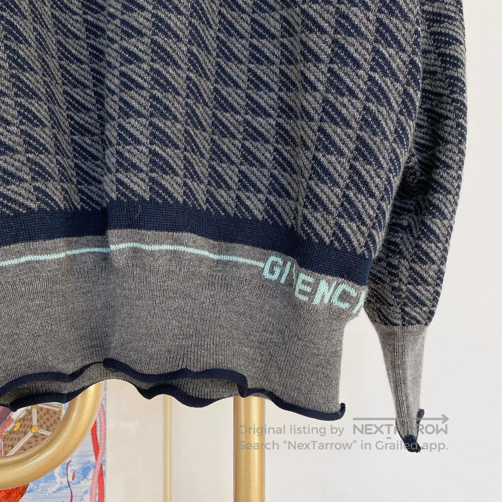 Givenchy Givenchy L Size Knit Sweater. Size US L / EU 52-54 / 3 - 3 Thumbnail