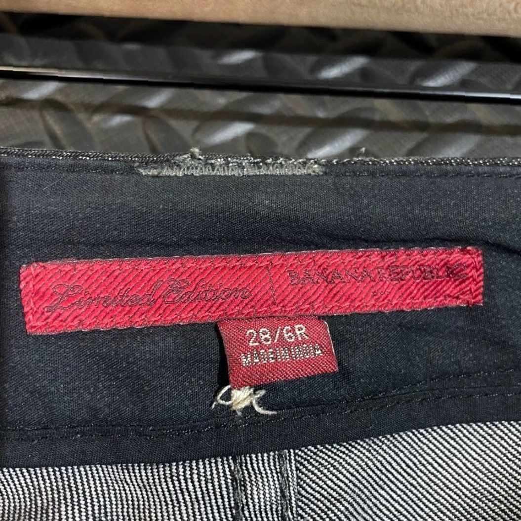 Banana Republic VINTAGE Banana Republic Women's Jeans Bootcut 6R Black Dark Wash 28 6R Y2K Limited Edition Women Mens? Size 28" / US 6 / IT 42 - 4 Thumbnail