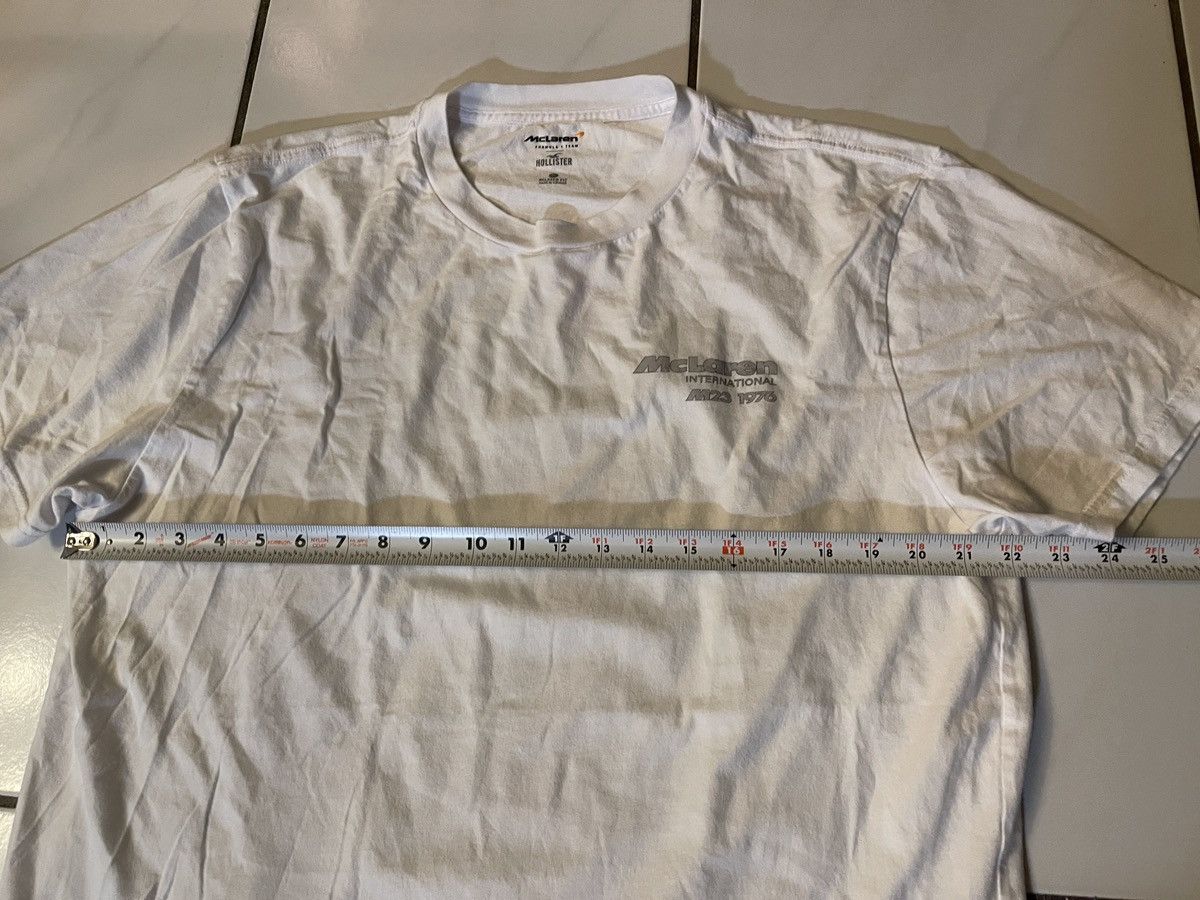 Hollister Hollister x McLaren Graphic T-shirt Men XL McLaren M23 1976 Size US XL / EU 56 / 4 - 7 Thumbnail