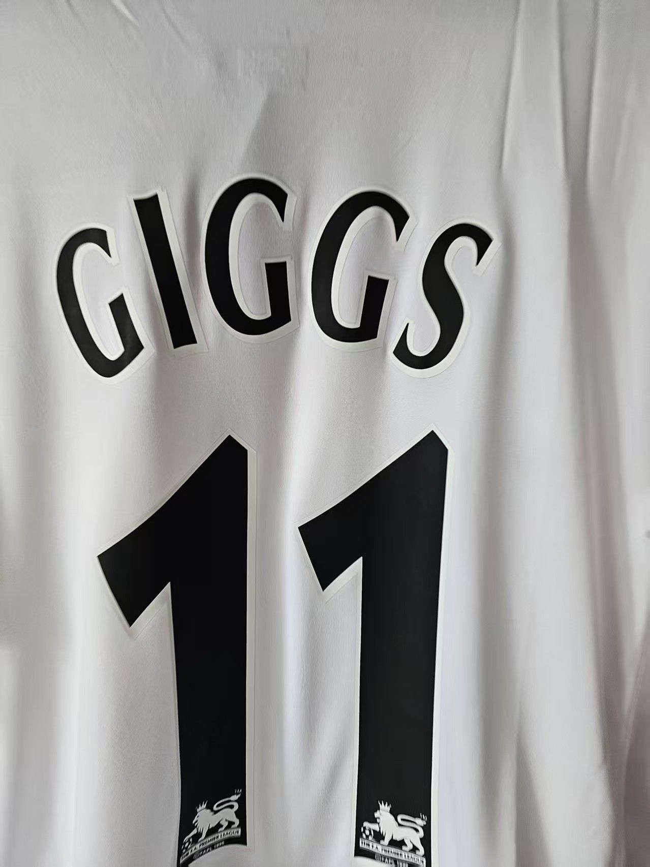 Other Vintage MUFC #11 Ryan Giggs Jersey Away Size US XL / EU 56 / 4 - 3 Thumbnail