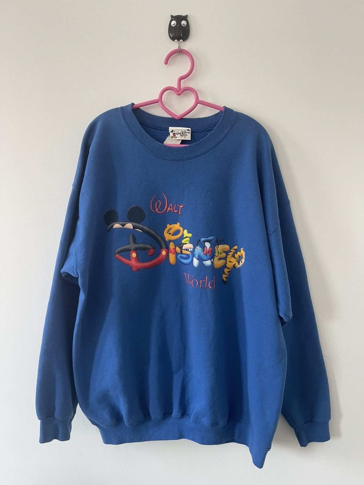 Disney Rare Vintage WALT DISNEY WORLD Spell Out With All Characters Size US L / EU 52-54 / 3 - 1 Thumbnail