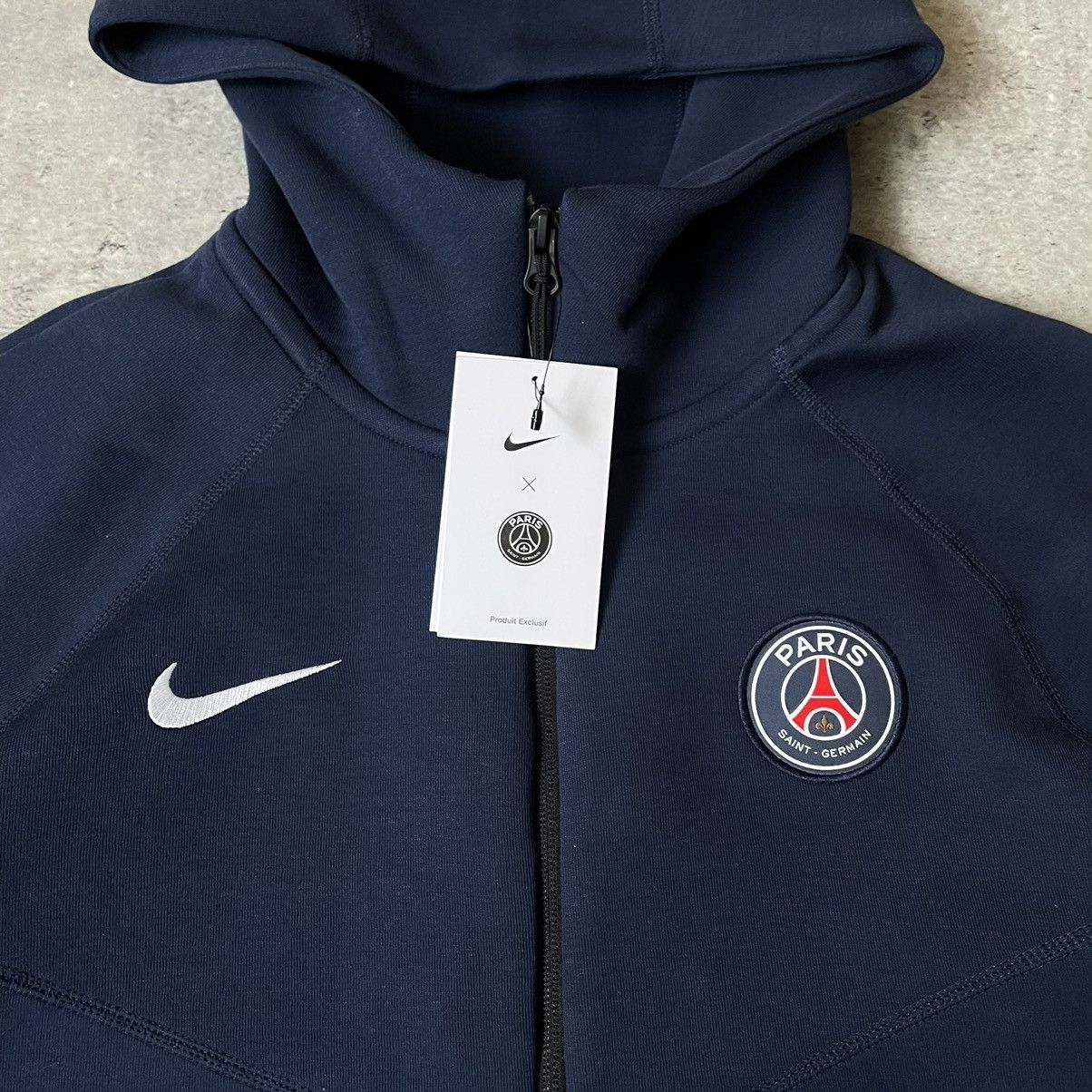Nike × Vintage NWT Nike x PSG Tech Flecce Zip-Up Hoodie Size US L / EU 52-54 / 3 - 2 Thumbnail