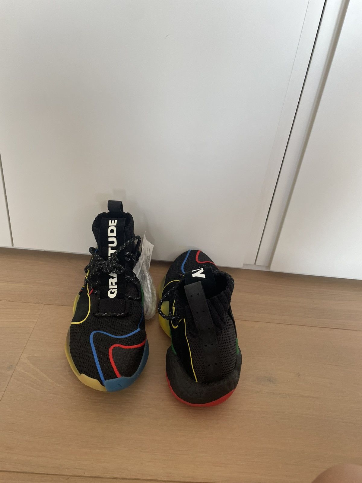 Adidas × Pharrell Adidas x Pharrell Williams Size US 10.5 / EU 43-44 - 3 Thumbnail