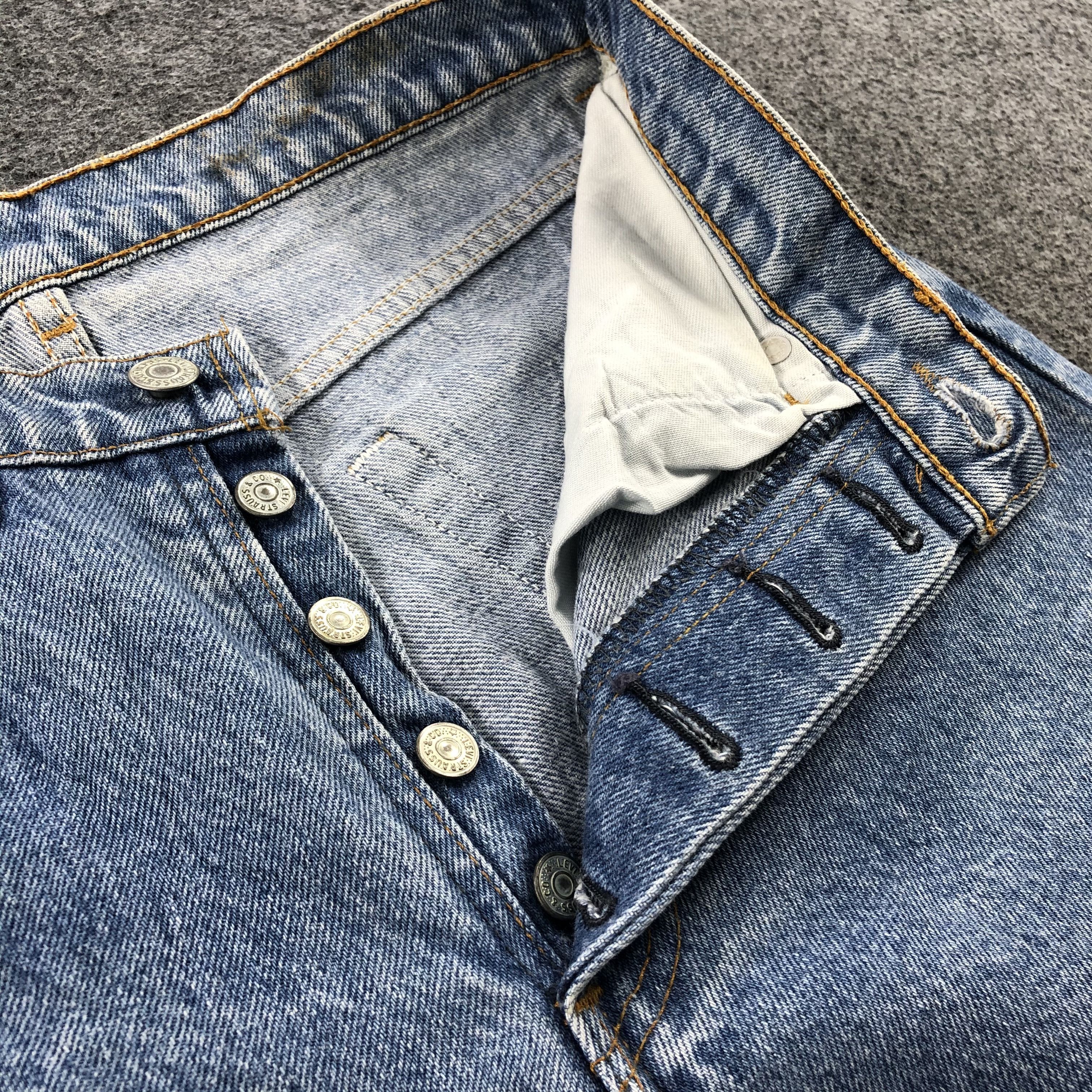 Levi's × Vintage Vintage 90s Distress Blue Wash Levis 501 Jeans-JM1567 Size US 28 / EU 44 - 8 Thumbnail