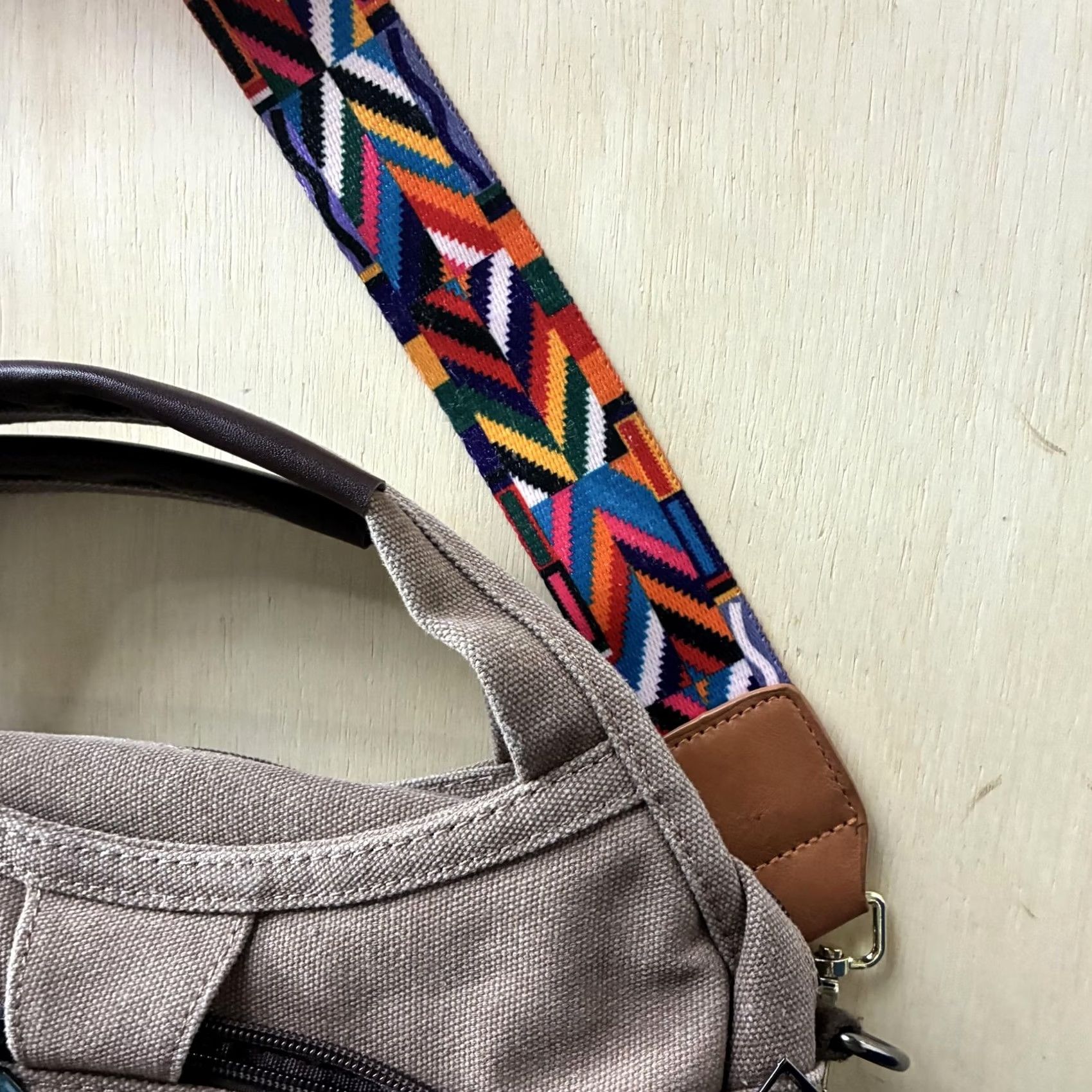 Vintage - Accuracy: Directly reflects the provided information about bag Size ONE SIZE - 3 Thumbnail