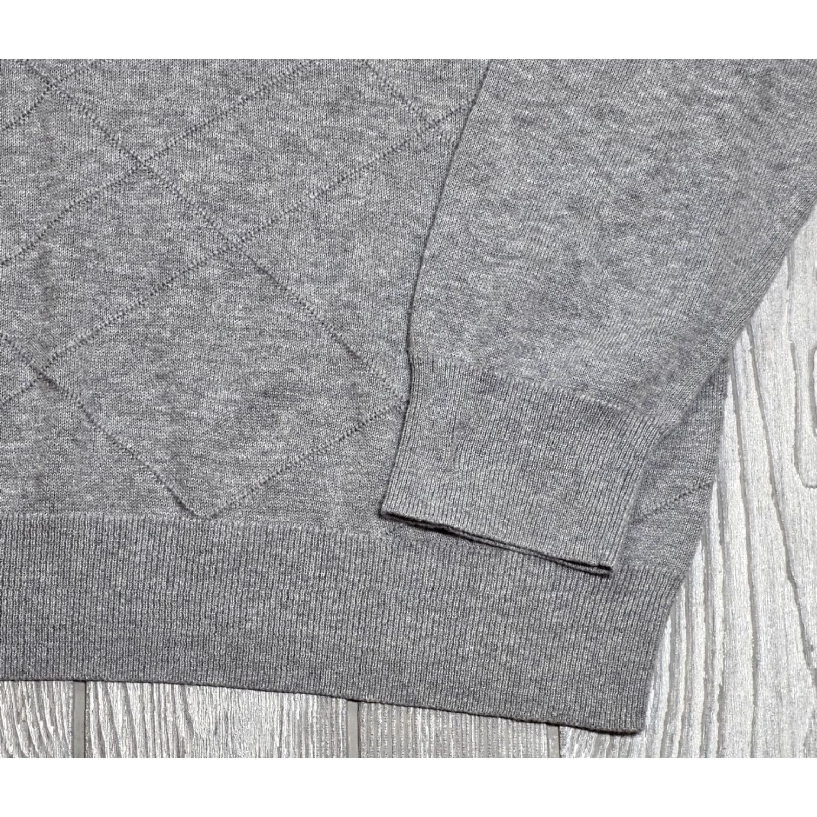 Banana Republic VINTAGE Banana Republic Sweater Mens L Gray Argyle Diamond Long Sleeve Cotton V-Neck Pullover Knit Shirt Men Size US L / EU 52-54 / 3 - 3 Thumbnail