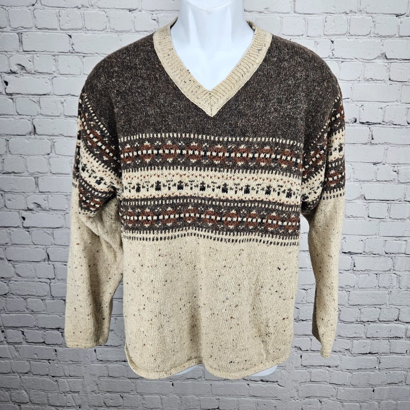 Vintage VINTAGE Arizona Jean Co Brown Wool Blend Knit Fair Isle Pullover V Neck Sweater M Mens Pullover Knit Wool Fair Isle Brown M Size US M / EU 48-50 / 2 - 2 Thumbnail